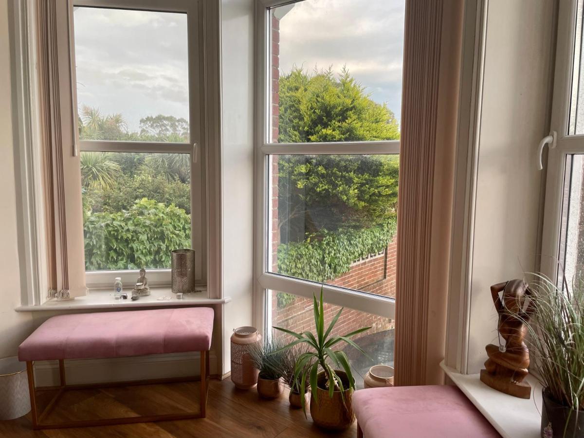 Southsea Retreat Apartment ภายนอก รูปภาพ